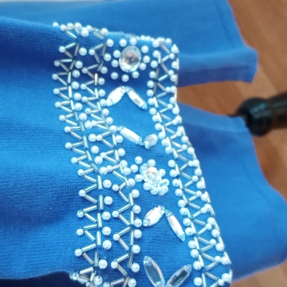 Bob Mackie Embellished 3/4 Sleeve Sweater Size:1X Color: Periwinkle - Picture 4 of 13